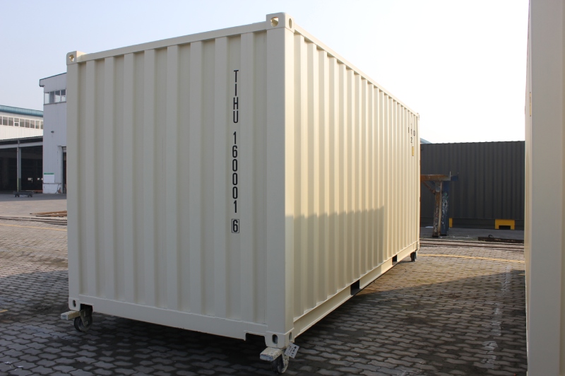 20ft storage container with 2x roll-up doors 7