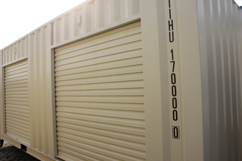 20ft storage container with 2x roll-up doors 8